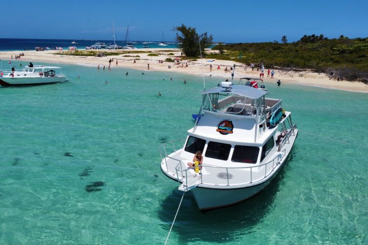 a small boat in a body of water